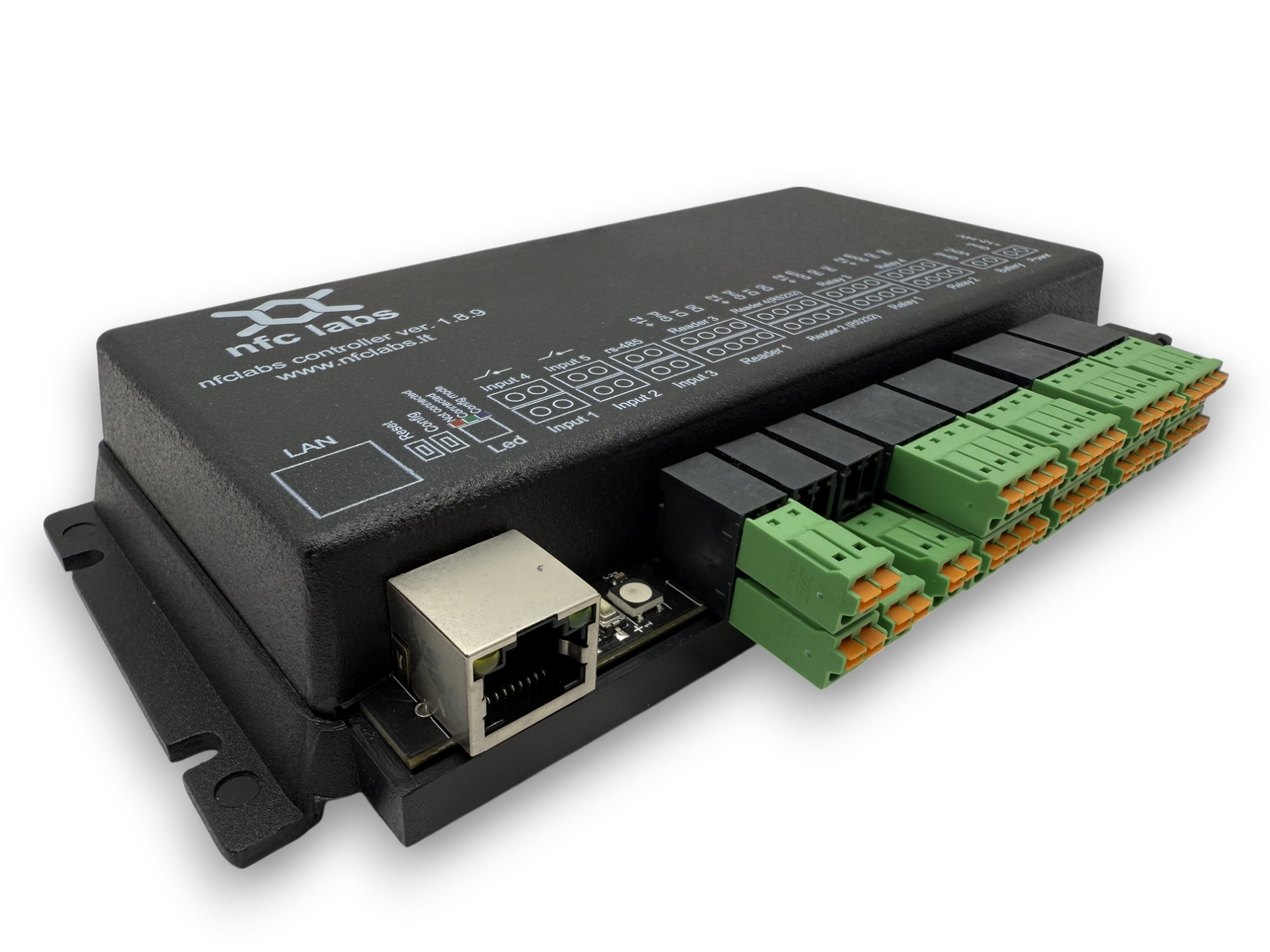 NFC LABS controller for 4 doors